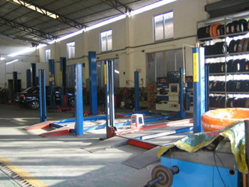 唐山精工汽修美容裝具學校開設哪些專業(yè)？