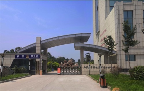  石家莊中英航空學(xué)校學(xué)費(fèi)貴嗎？   