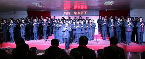 傳遞正能量！山東東營(yíng)金盾司法學(xué)校隆重舉行期末表彰大會(huì)暨家長(zhǎng)會(huì)