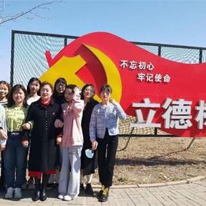 唐山幼兒師范?？茖W(xué)校：優(yōu)秀教師??劉日榮